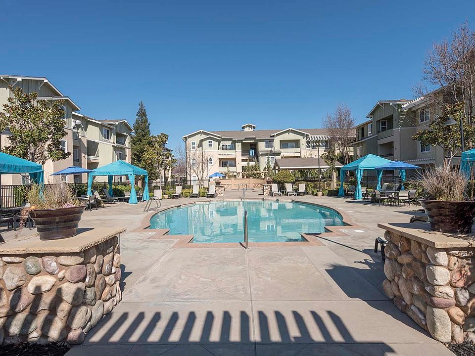1st image of 1951 W Middlefield Dr APT 432