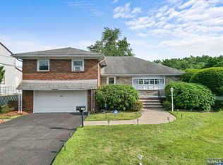 66 Main Ave, Elmwood Park, NJ 07407