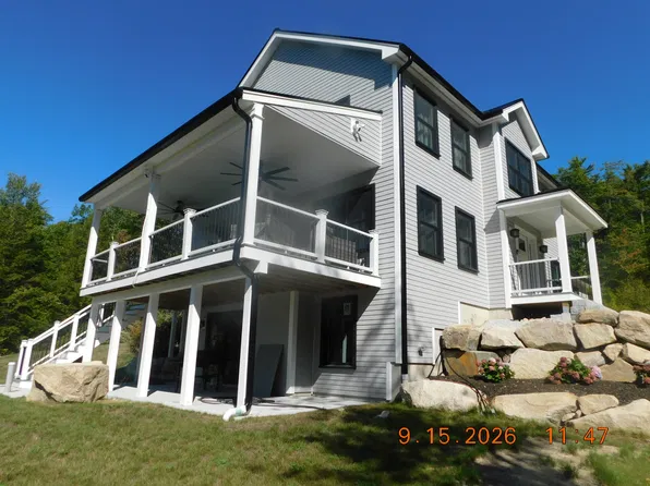 21 Tibbetts Hill Rd, Sanbornville, NH 03872