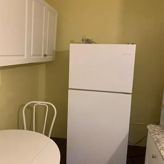 8457 Southampton Dr — Photo 3