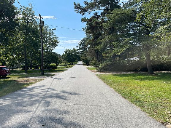 4th image of 118 Pecan Dr
