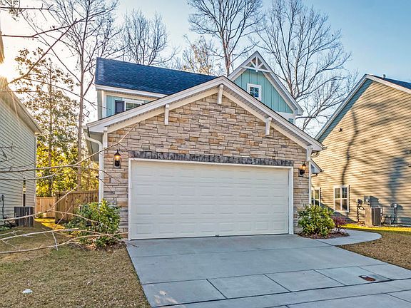 3rd image of 2317 Ardeer Dr