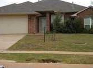 3432 Derek Ln, Norman, OK 73069