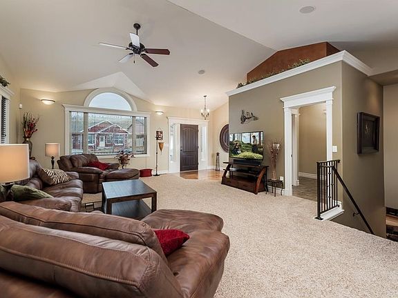 4th image of 6729 Cove Creek Dr