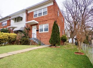 5819 Jamestown Rd, Hyattsville, MD 20782