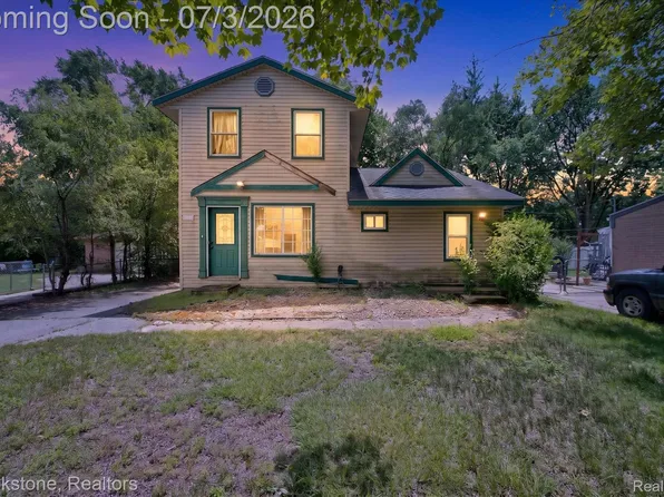 34637 Fairchild St, Westland, MI 48186
