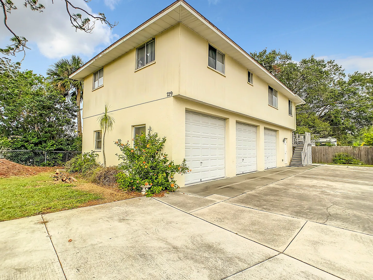 2 bed, 1100 sqft, $1,850 — Photo 3