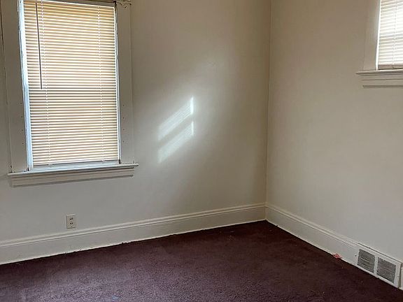 2nd image of 11121 Lardet Ave Unit 1