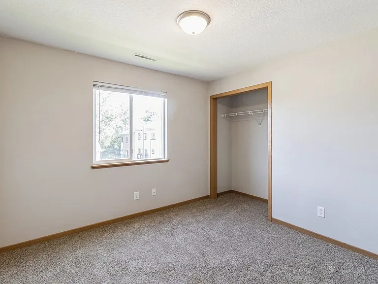 4536 Twain Cir — Photo 10