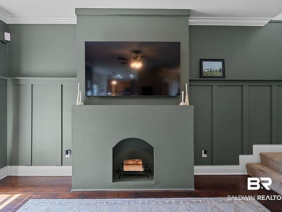 5th image of 8635 Rosedown Ln