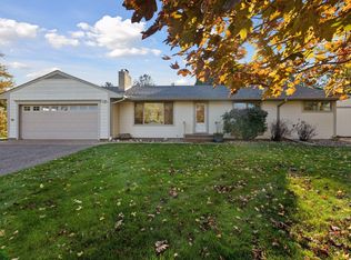 3228 Victoria St N, Shoreview, MN 55126