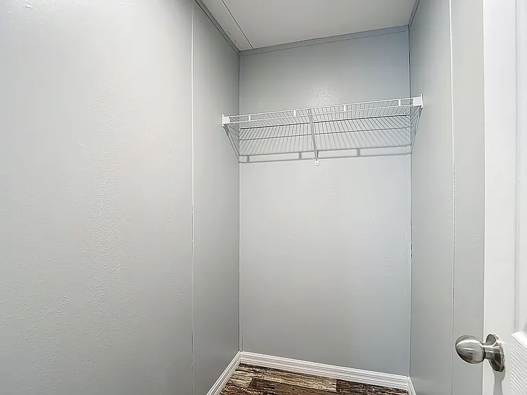 7158 Sunnyside Dr — Photo 10
