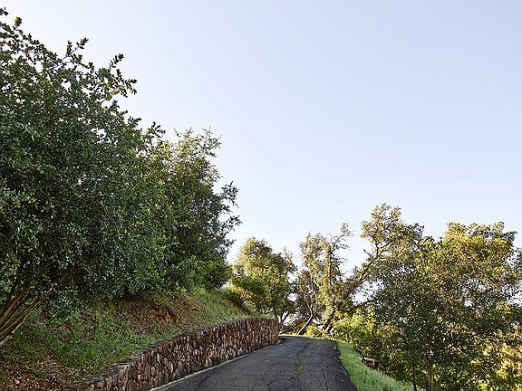 3rd image of 4502 Silverado Trail