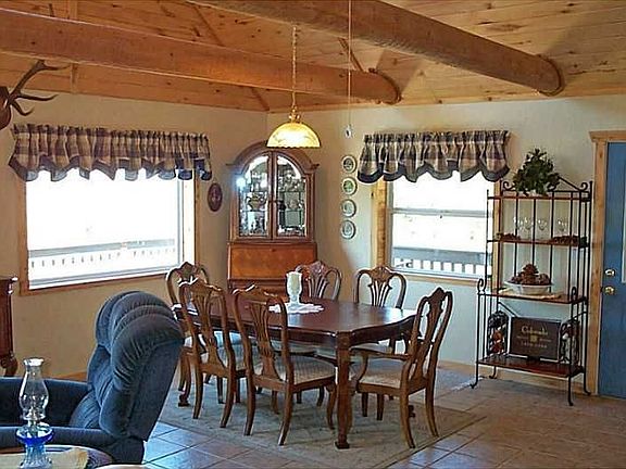 3rd image of 493 Snyder Creek Ct