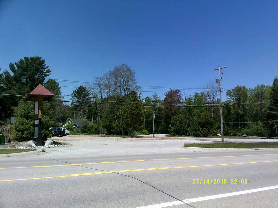 2nd image of 262 S Huron Rd