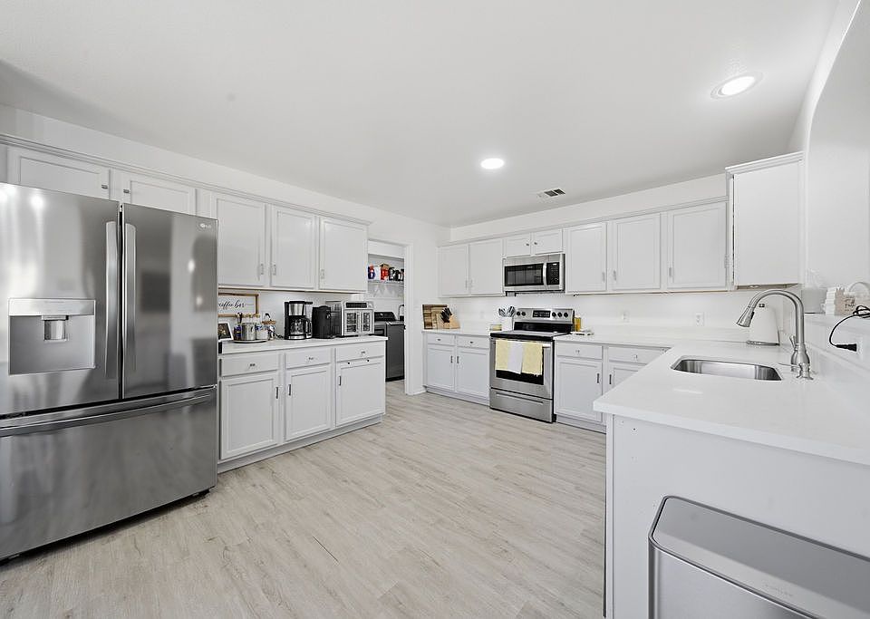 1st image of 3914 Bear Oak Path