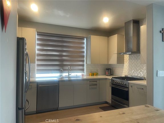 5th image of 835 Francesca Dr Unit 201