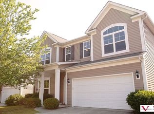 2012 Woodshorn Dr, Matthews, NC 28104