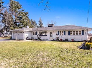 305 Lakeshore Dr, Battle Creek, MI 49015