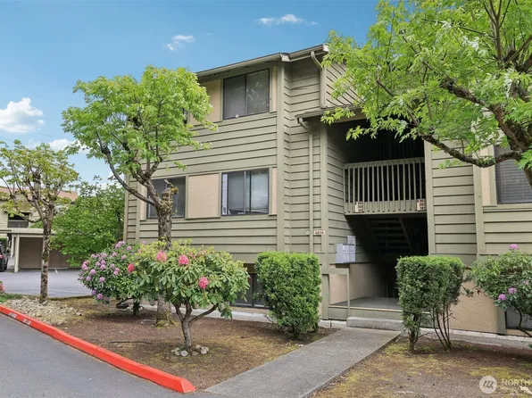 4814 S 187th Place #B101, SeaTac, WA 98188