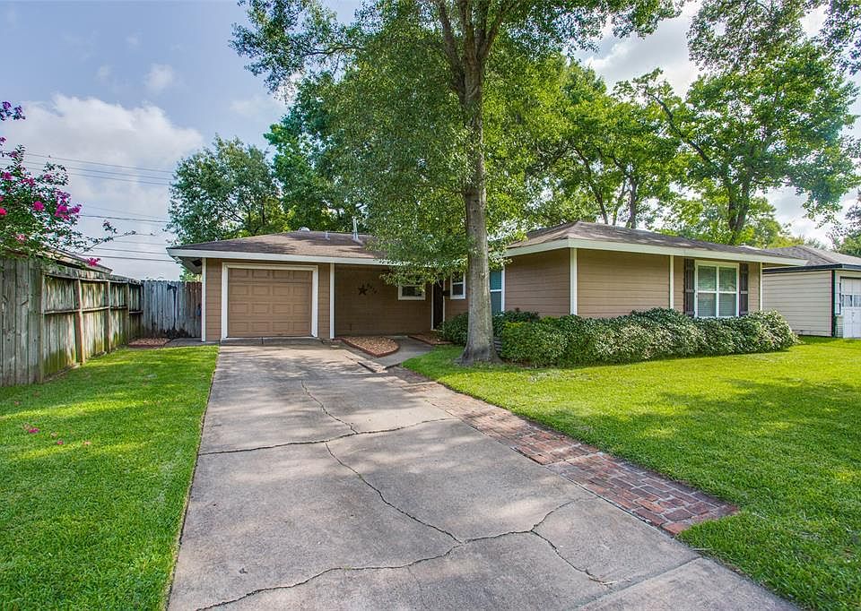 1st image of 5414 De Lange Ln