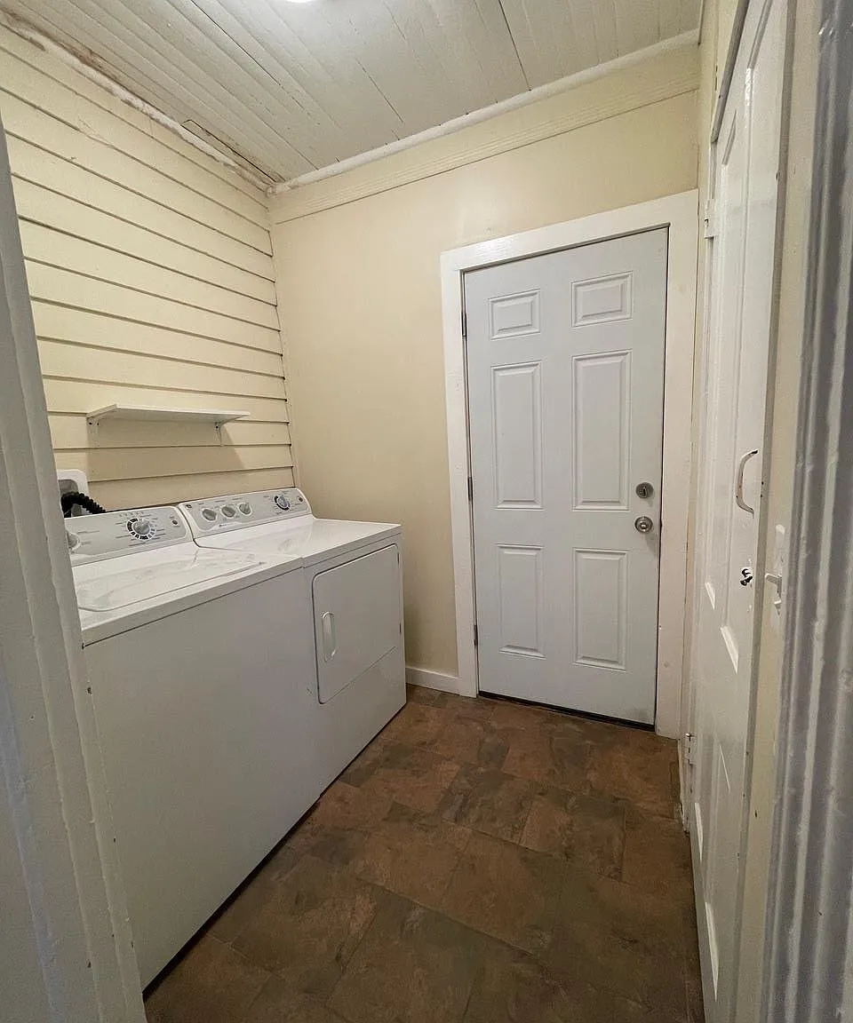 1 bed, 1.0 bath, 800 sqft, $2,300 — Photo 3