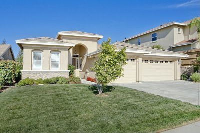 2nd image of 300 Bosbury Ct