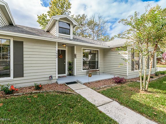 4th image of 7840 Bridgeview Pl