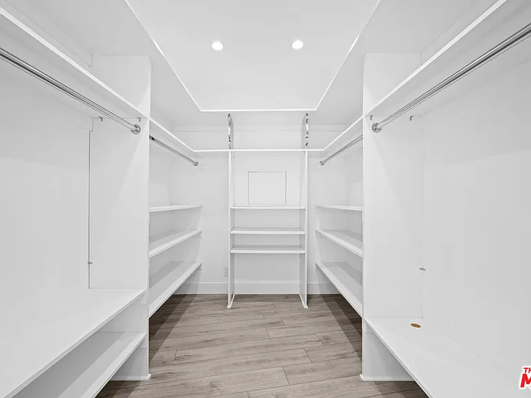 4267 Marina City Dr #Penthouse 4 — Photo 36
