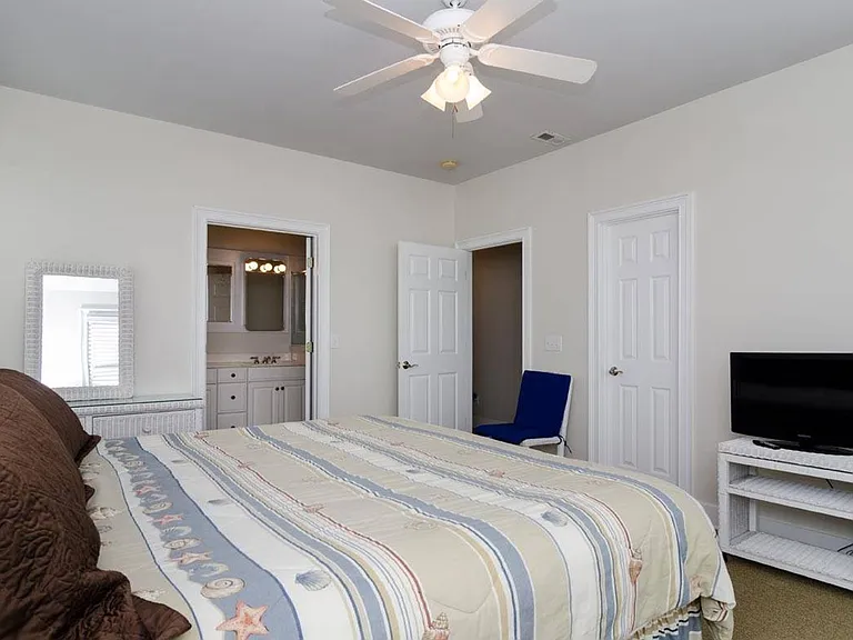 216 S Lumina Ave #B — Photo 19