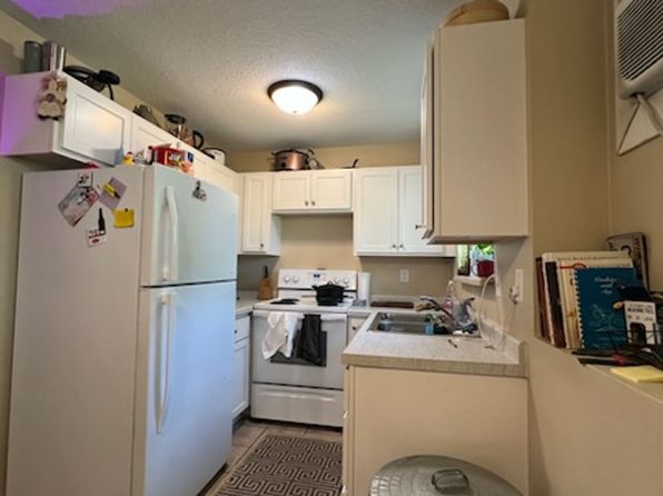 5530 267th St APT 3