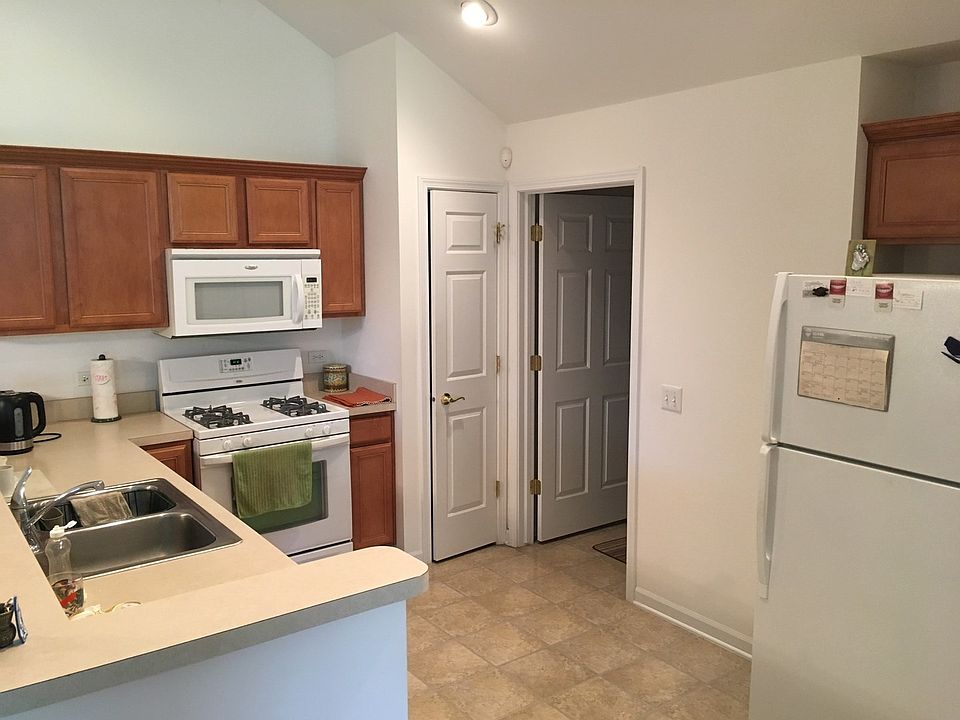 2nd image of 2008 Olmstead Dr #2008