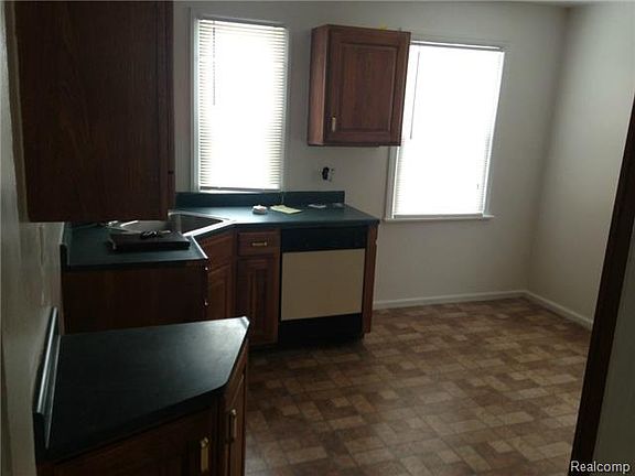 2nd image of 21068 Blackmar Ave