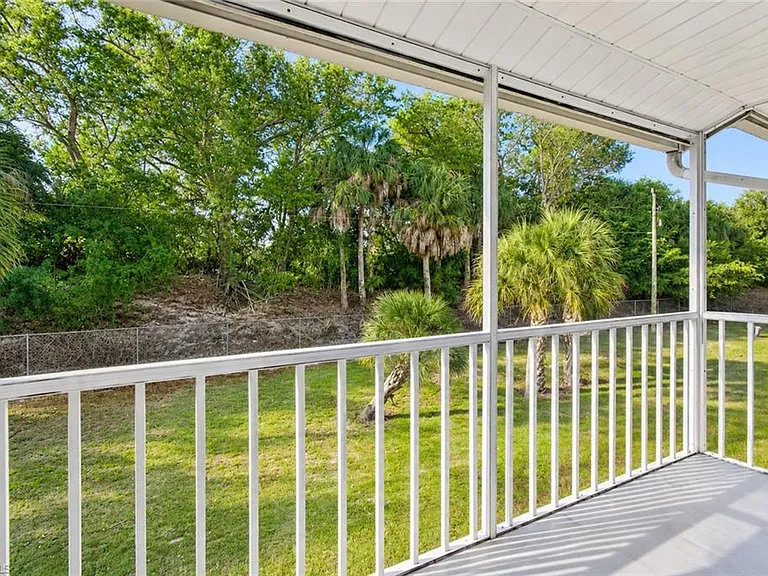 2360 Naples Trace Cir #6 — Photo 11