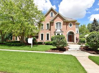 0N183 Alexander Dr, Geneva, IL 60134