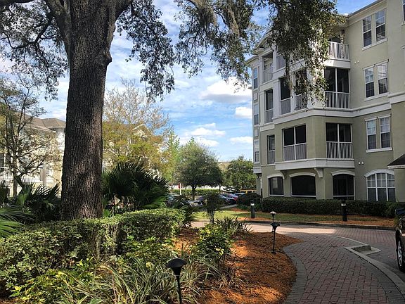 2nd image of 8290 GATE Parkway #153