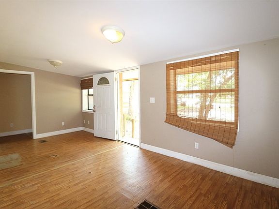3rd image of 6950 State Road 16