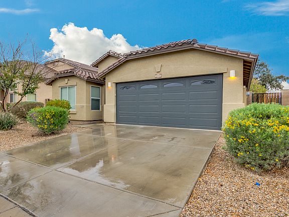 3rd image of 32053 N North Butte Dr