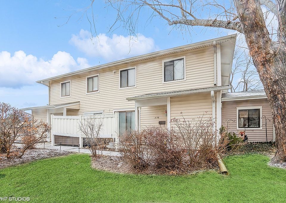 1st image of 236 Waterford Dr