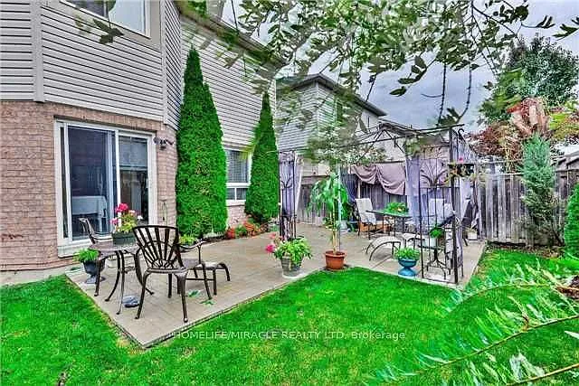 34 Ridgemore Cres — Photo 8