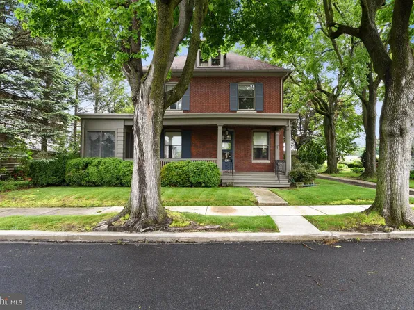 523 Guilford Ave, Chambersburg, PA 17201