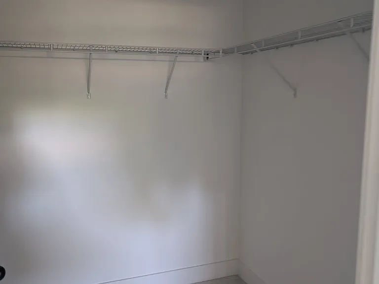 1049 Nadine Way — Photo 15