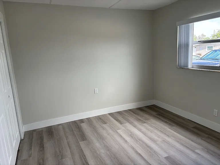 321 Johnson Ave — Photo 27