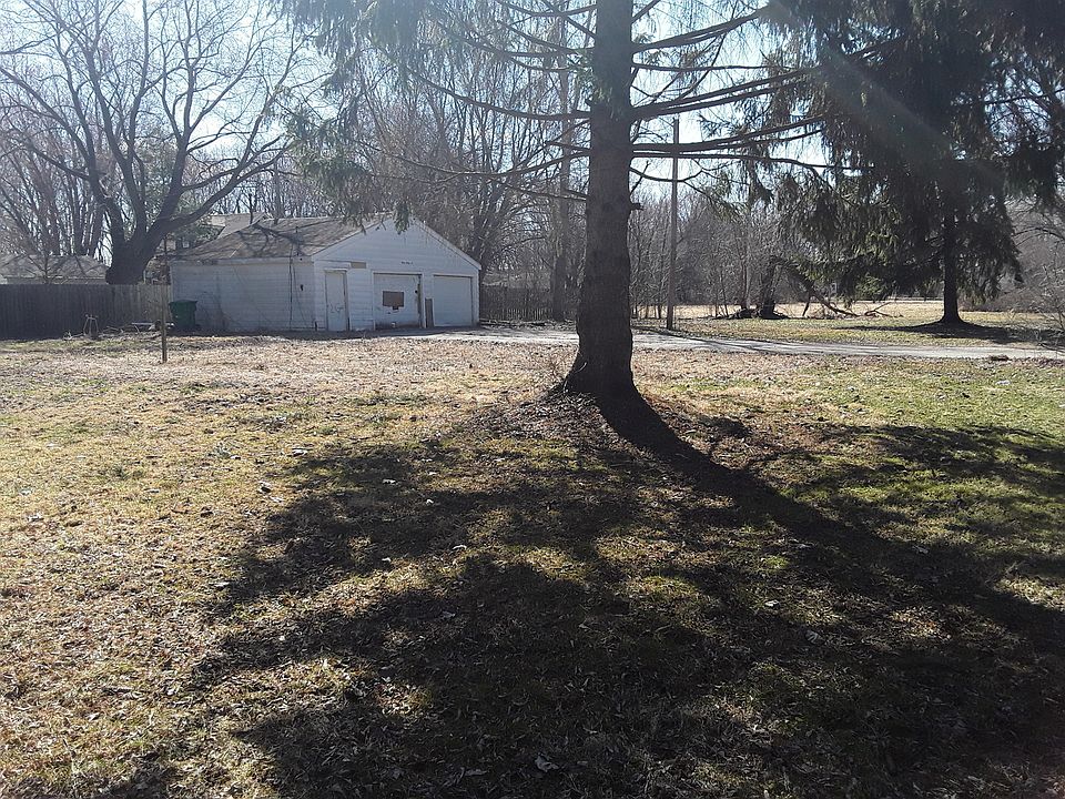 2nd image of 336 Rosedale Dr