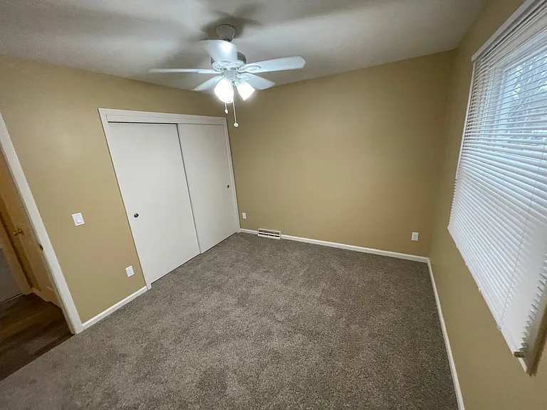 2030 Adderbury Ln — Photo 11