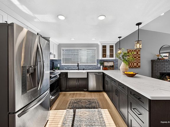 2nd image of 3041 Root Ave