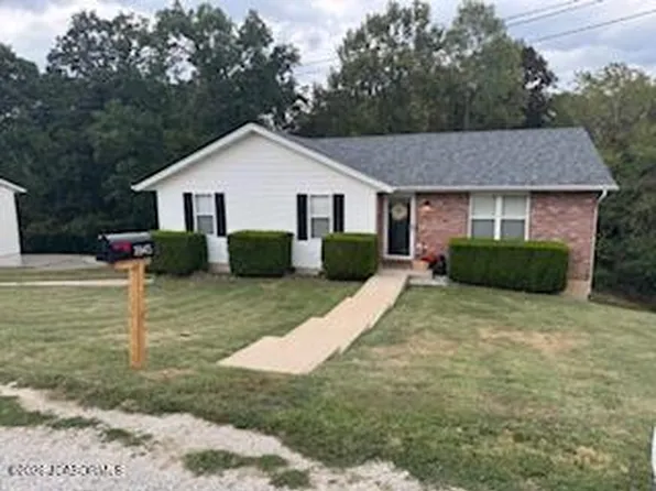 1845 Rabbit Run Ct, Holts Summit, MO 65043