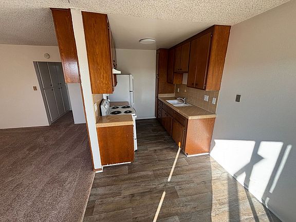 3rd image of 4377 Marlborough Ave APT 6