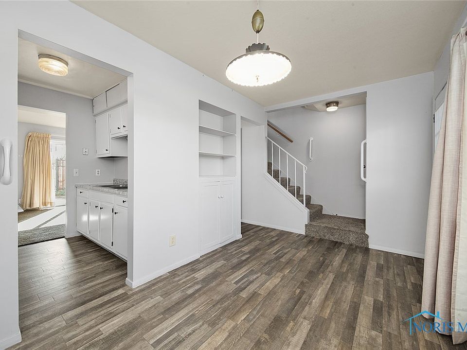 1720 Queenswood Dr Findlay, OH, 45840 Apartments for Rent Zillow