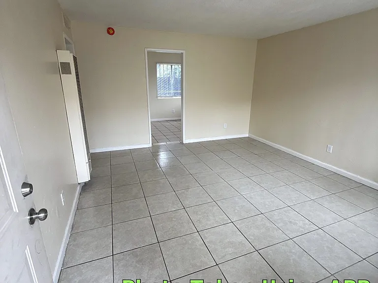 1311 Lake St #A — Photo 7